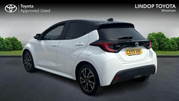 Toyota Yaris Design CX73XNF White #4