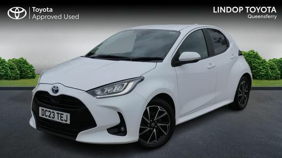 Toyota Yaris Design DC23TEJ White #3
