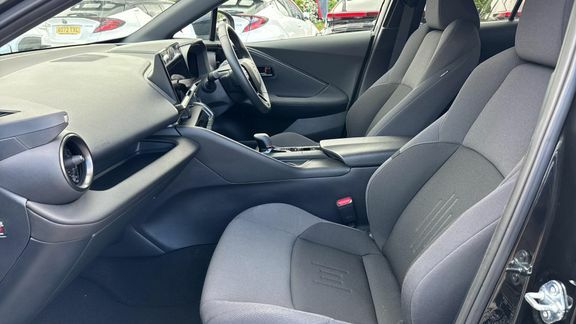 Toyota C-Hr Design 1.8 Fwd Hybrid FG25HKB Black #5