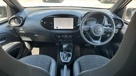 Toyota Aygo X Exclusive Auto CX75YVY #6