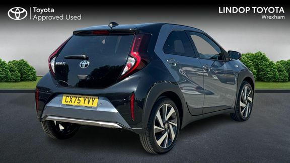 Toyota Aygo X Exclusive Auto CX75YVY #2