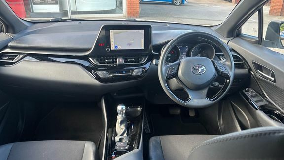 Toyota C-Hr Design 1.8 2 YT23PBO White #6