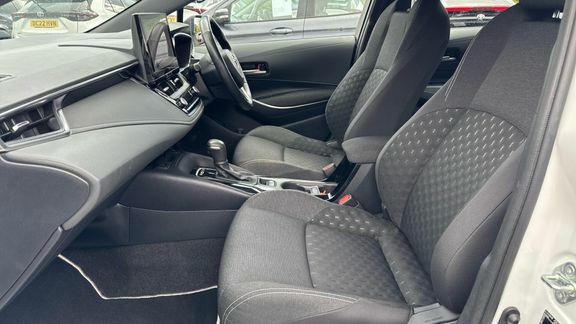 Toyota Corolla Icon 1.8 Ts CX24LWT White #5