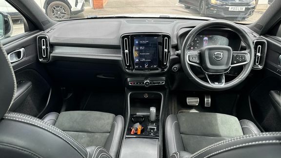 Volvo XC40 2.0 T4 R-design Awd Euro 6 Ss MC68AEJ White #6