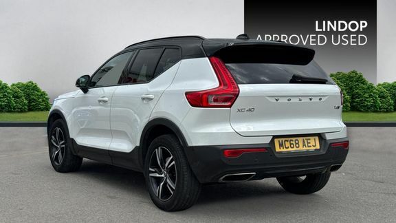 Volvo XC40 2.0 T4 R-design Awd Euro 6 Ss MC68AEJ White #4