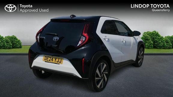 Toyota Aygo X Edge Auto DE24YJJ White #2