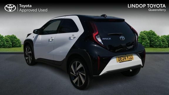 Toyota Aygo X Edge Auto DE24YJJ White #4