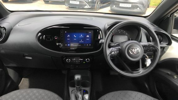 Toyota Aygo X Edge Auto DH74CCZ White #6