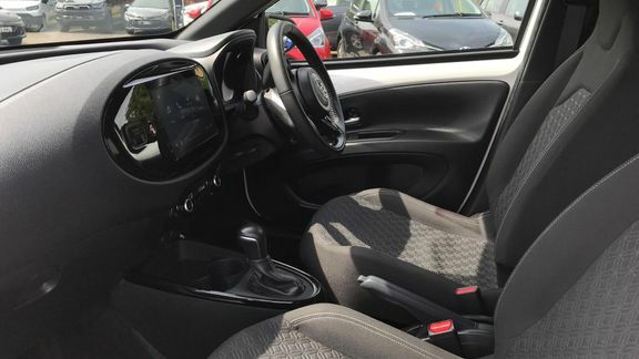 Toyota Aygo X Edge Auto DK74YKE White #5