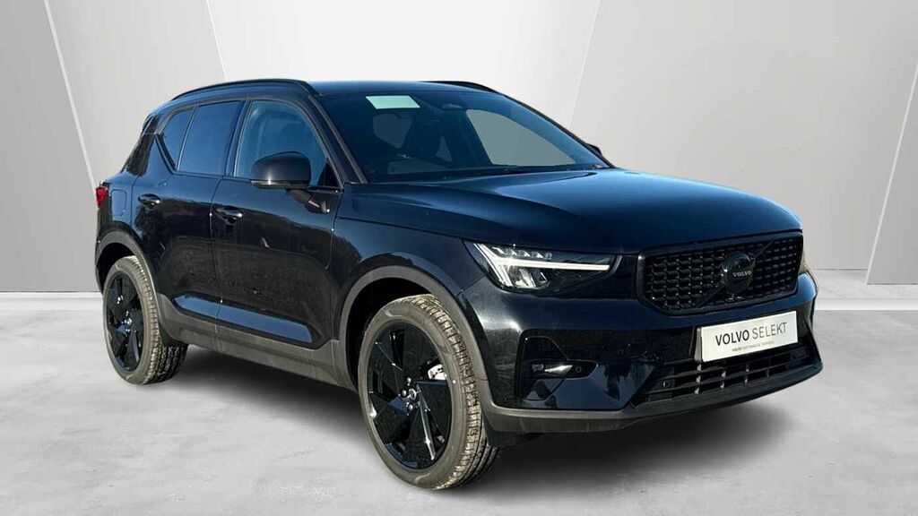 Volvo XC40 Black Edition Plus, B4 Mild Hybrid, Black
