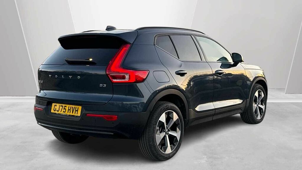 Volvo XC40 Plus, B3 Mild Hybrid, Dark GJ75HVH Blue #2