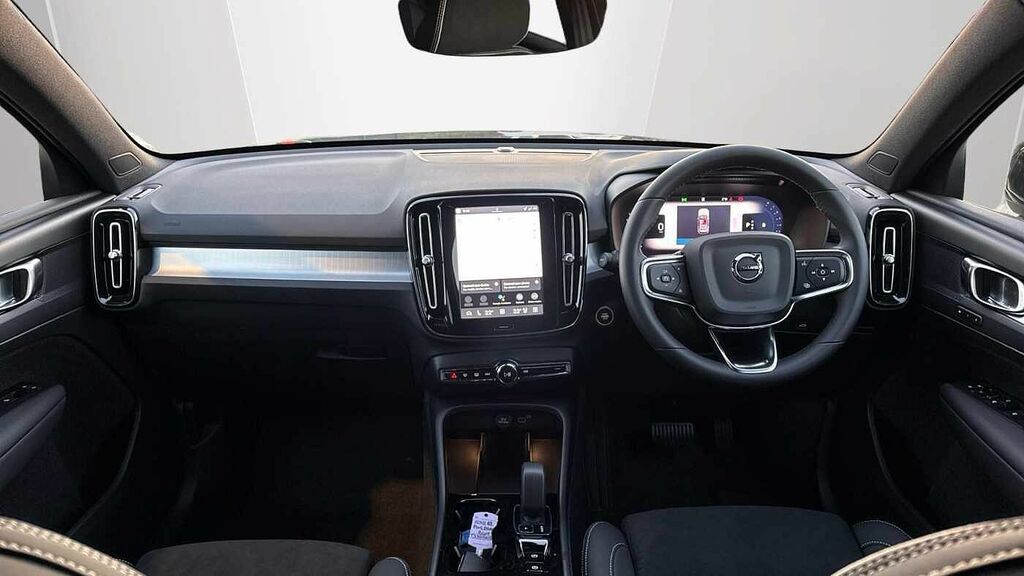Volvo XC40 Plus, B3 Mild Hybrid, Dark GJ75HVH Blue #5