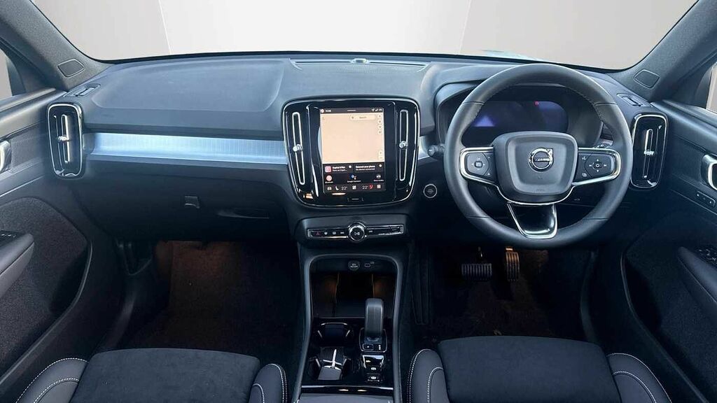 Volvo XC40 Plus, B3 Mild Hybrid, Dark GJ75HUZ Grey #5