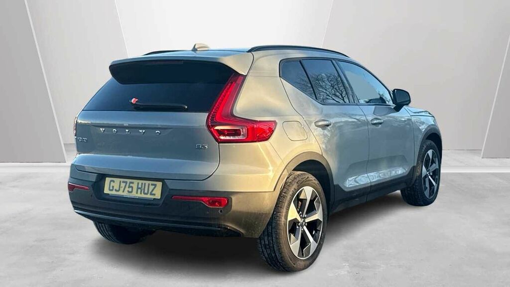 Volvo XC40 Plus, B3 Mild Hybrid, Dark GJ75HUZ Grey #2