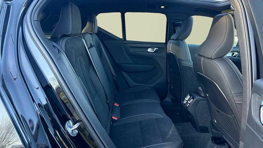 Volvo XC40 Black Edition Ultra, B4 Mild Hybrid, GJ75CVY Black #6