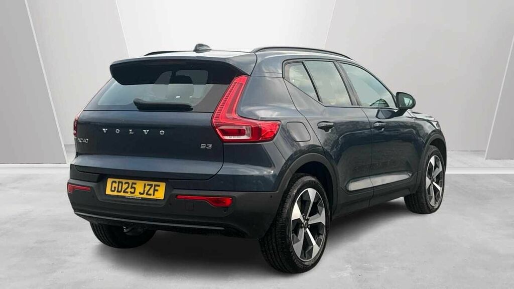 Volvo XC40 Plus, B3 Mild Hybrid, Dark GD25JZF Blue #2