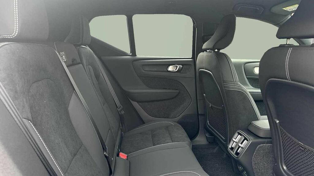 Volvo XC40 Black Edition Plus, B3 Mild Hybrid, GK26WUJ Black #6