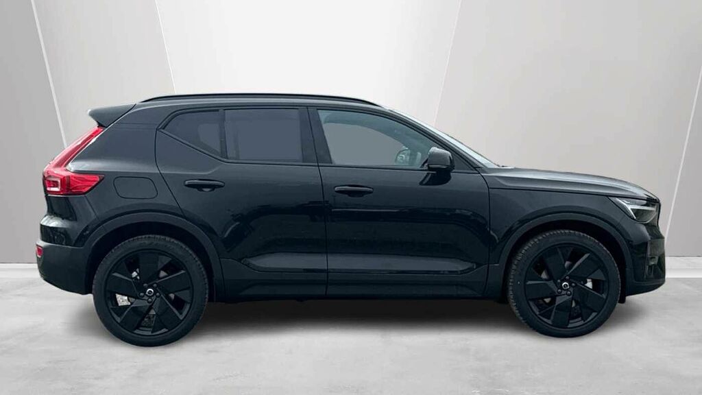 Volvo XC40 Black Edition Plus, B3 Mild Hybrid, GK26WUJ Black #3
