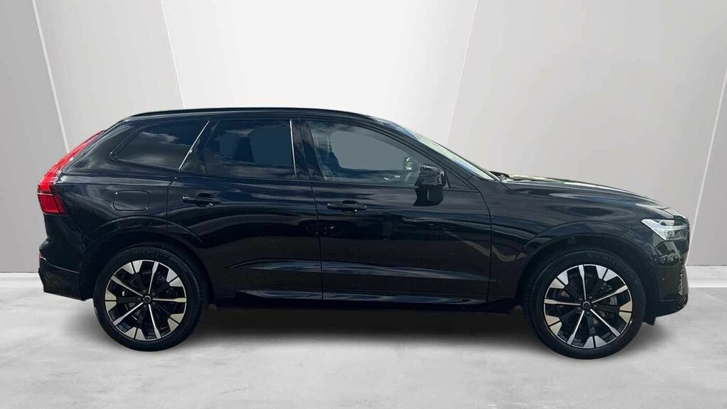 Volvo XC60 Ultra, T8 Awd Plug-in Hybrid Panoramic Roof - 360 RV75WCY Black #5