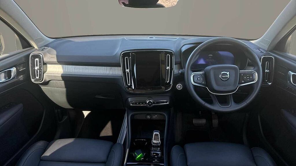 Volvo XC40 B4 Ultra - Blis, 360 Camera, Panoramic Sunroof RF74ZFH #5