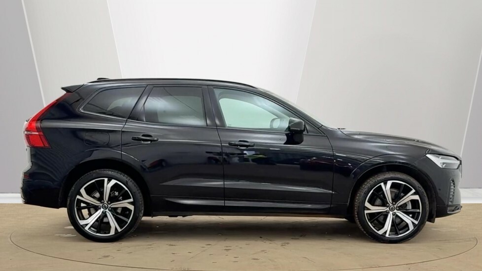 Volvo XC60 Ultra, B5 Awd Mild Hybrid, Dark RA74DZJ Black #3