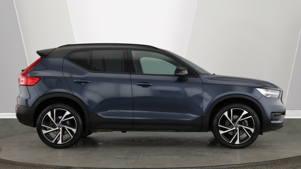 Volvo XC40 R-design Pro, B4 Mild Hybridpan Roof-rear Camera- Blue #4