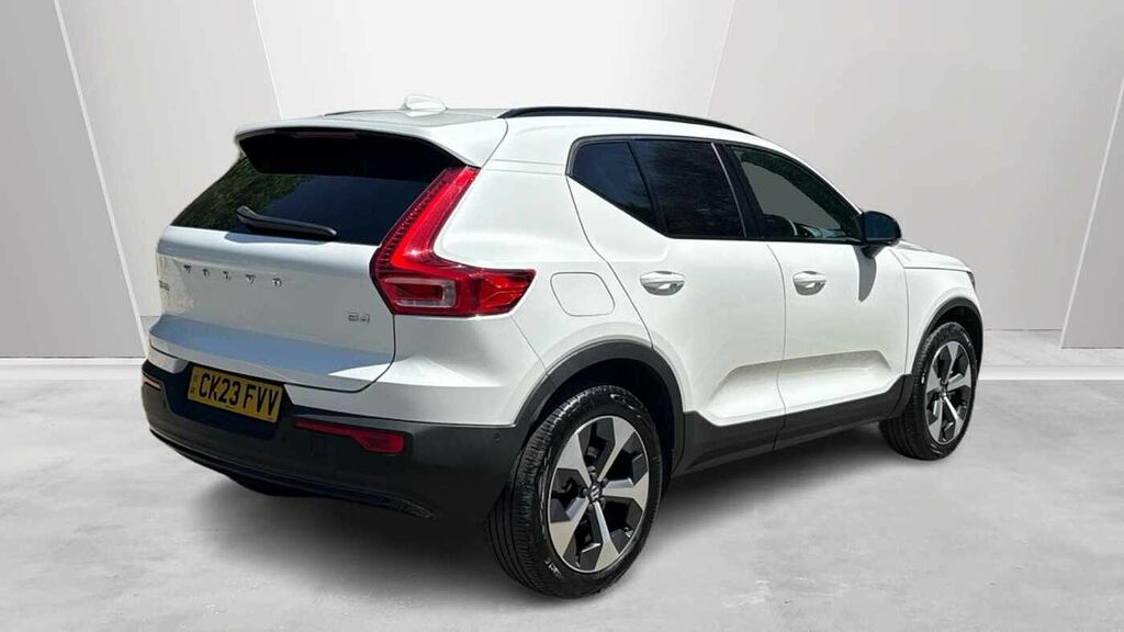 Volvo XC40 Ultimate, B4 Mild Hybridpan Roof-360 Camera- Appl CK23FVV White #2