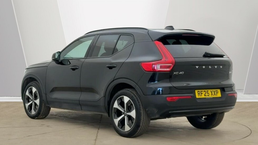 Volvo XC40 Plus, B4 Mild Hybrid, Dark RF25XXP Black #3