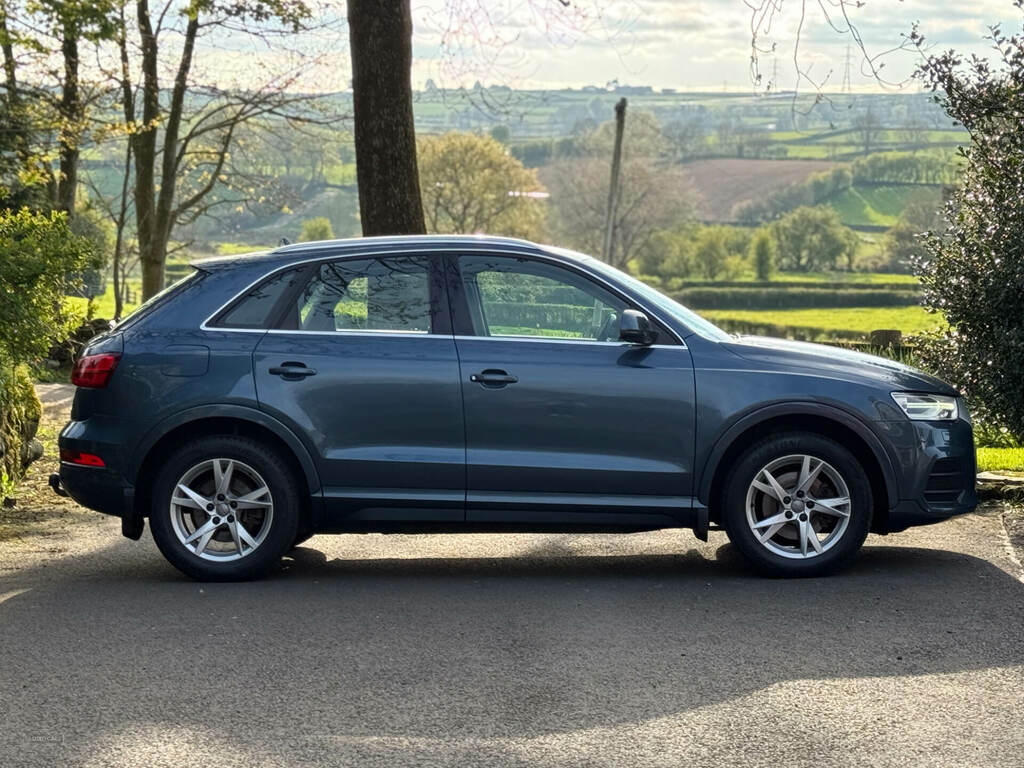 Audi Q3 2.0 Tdi Quattro Se S Tronic LV65ZNH Blue #4