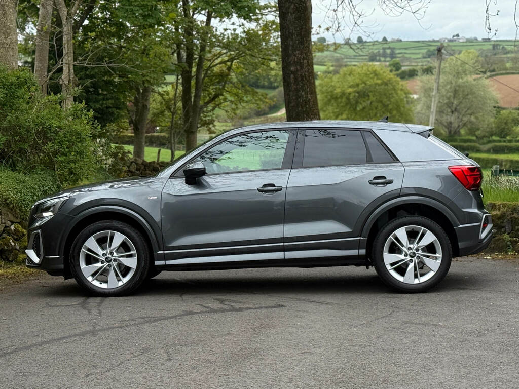 Audi Q2 35 Tfsi S Tronic XRZ4881 Grey #6