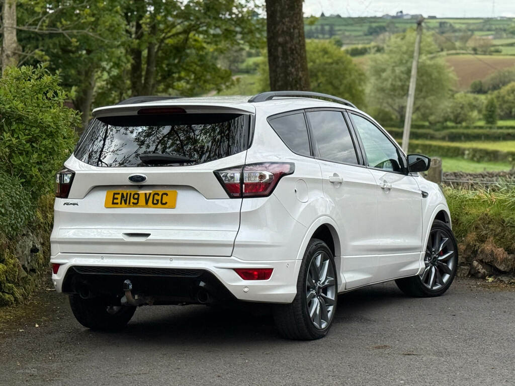 Ford Kuga 2.0 Tdci St-line Edition 2Wd EN19VGC White #2