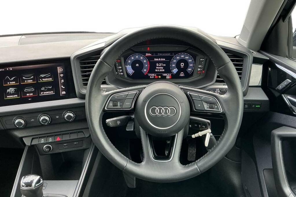 Audi A1 25 Tfsi Technik Blue #4