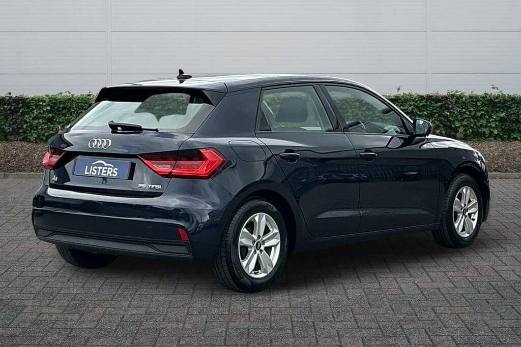 Audi A1 25 Tfsi Technik Blue #5