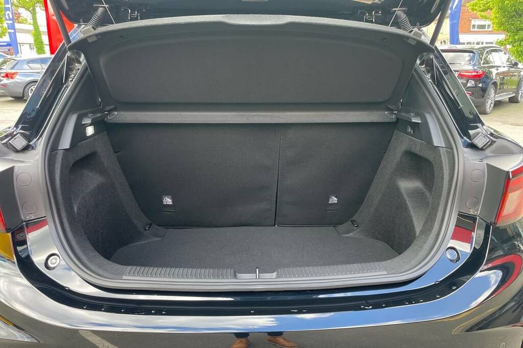 MG MG3 1.5 Hybrid Trophy Black #2
