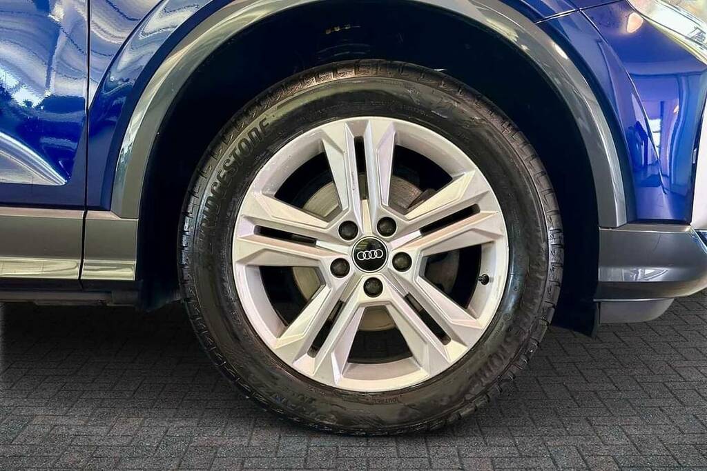 Audi Q2 35 Tfsi Sport BL21SZG Blue #5