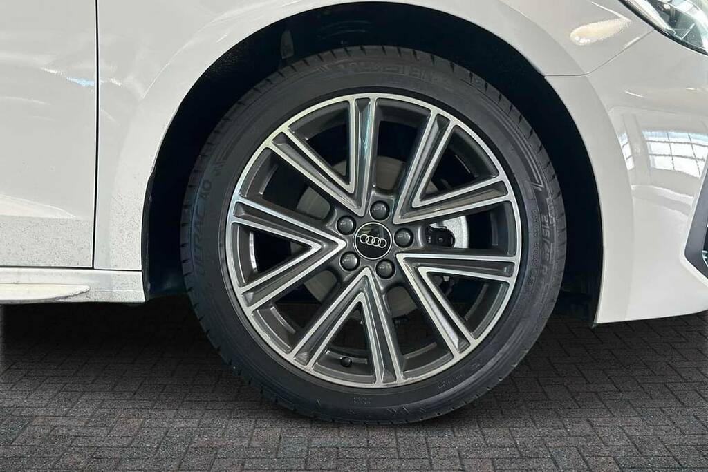 Audi A1 30 Tfsi S Line S Tronic BV26AWN White #5