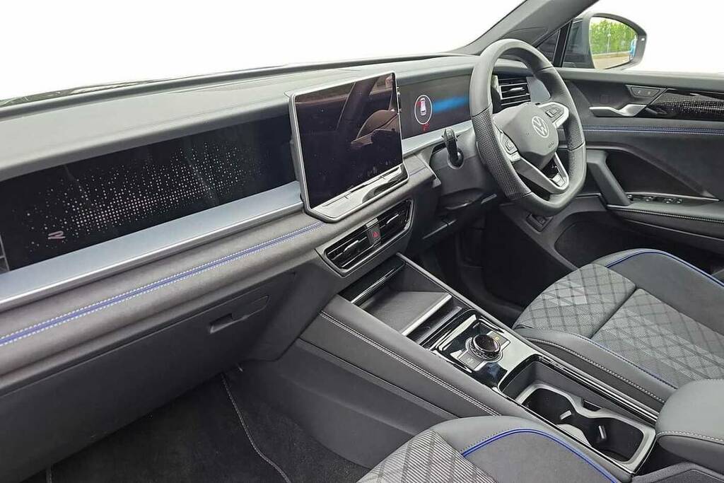 Volkswagen Tayron 2.0 Tdi R-line Dsg7 7 Seat VU26CZF Black #2