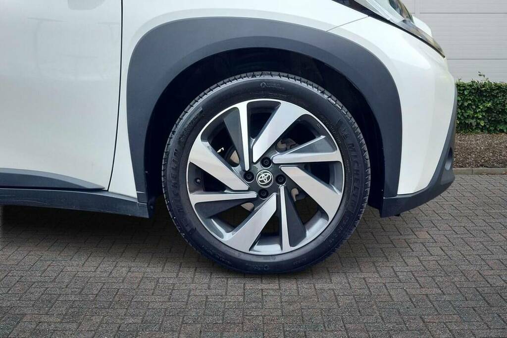 Toyota Aygo X 1.0 Vvt-i Edge KS24BGF White #6