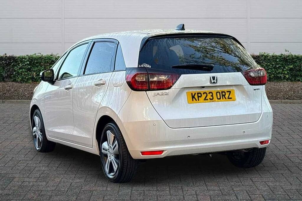Honda Jazz 1.5 I-mmd Hybrid Ex Ecvt KP23ORZ White #3