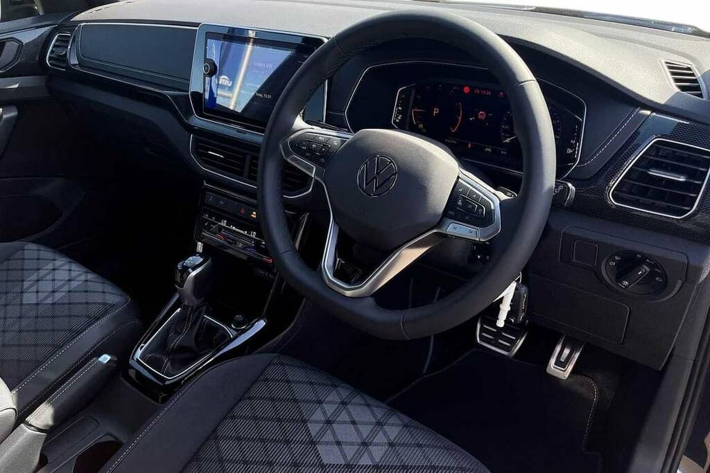Volkswagen T-Cross 1.0 Tsi Black Edition Dsg VU26CPZ Black #6