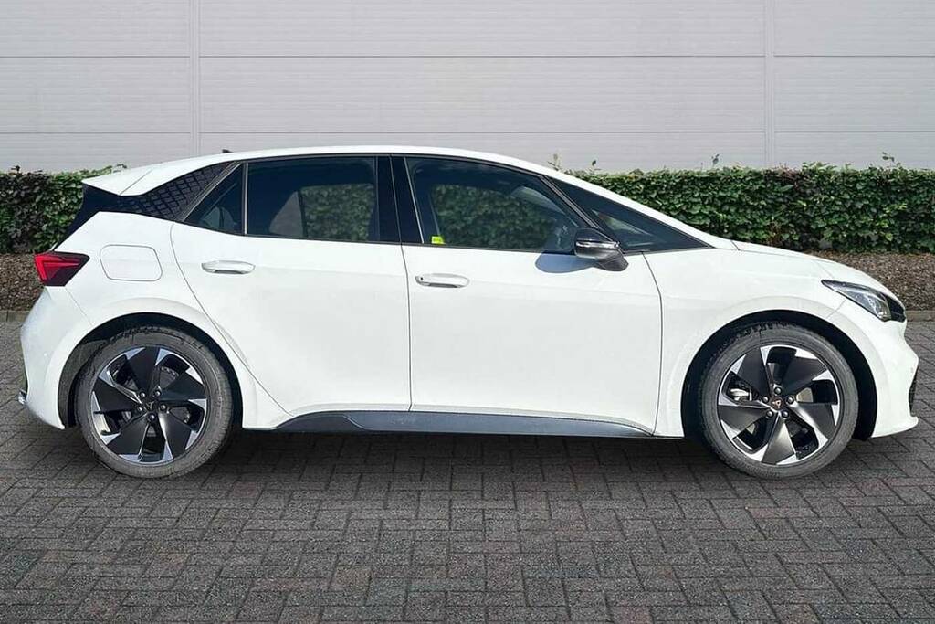 Cupra Born 170Kw E-boost V1 59Kwh White #4