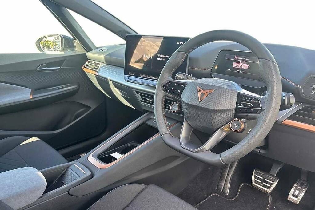 Cupra Born 170Kw E-boost V1 59Kwh White #6