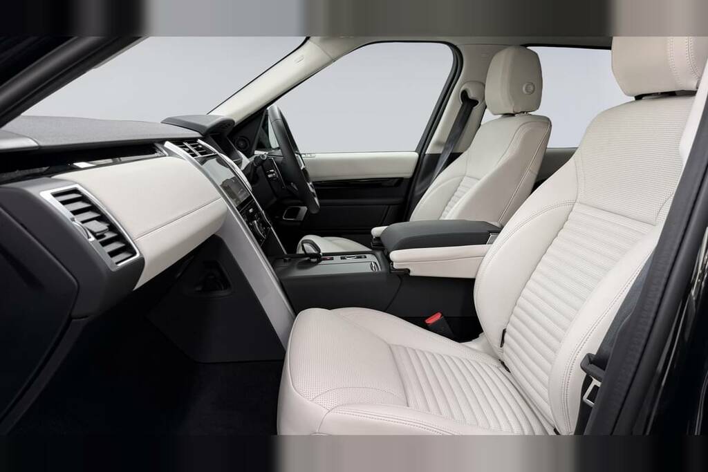 Land Rover Discovery 3.0 D350 S BJ26MLE Black #3