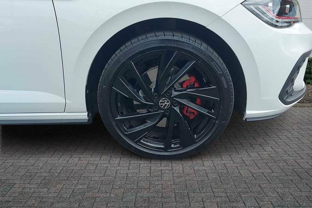 Volkswagen Polo 2.0 Tsi Gti Dsg White #5