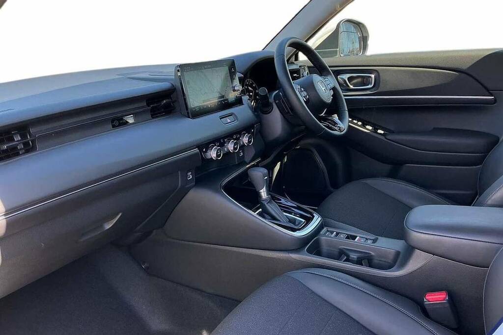 Honda Hr-V 1.5 Ehev Advance Cvt BK23VPF White #2
