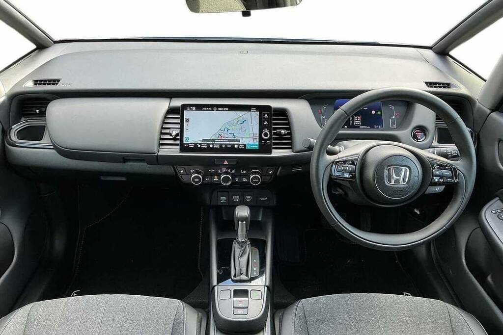 Honda Jazz 1.5 I-mmd Hybrid Advance Ecvt BU26ORZ White #4