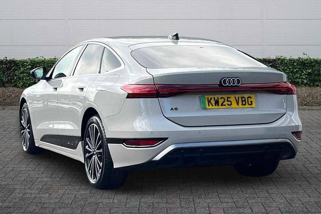 Audi A6 E-tron Sportback 270Kw Performance 100Kwh S Line Beige #3