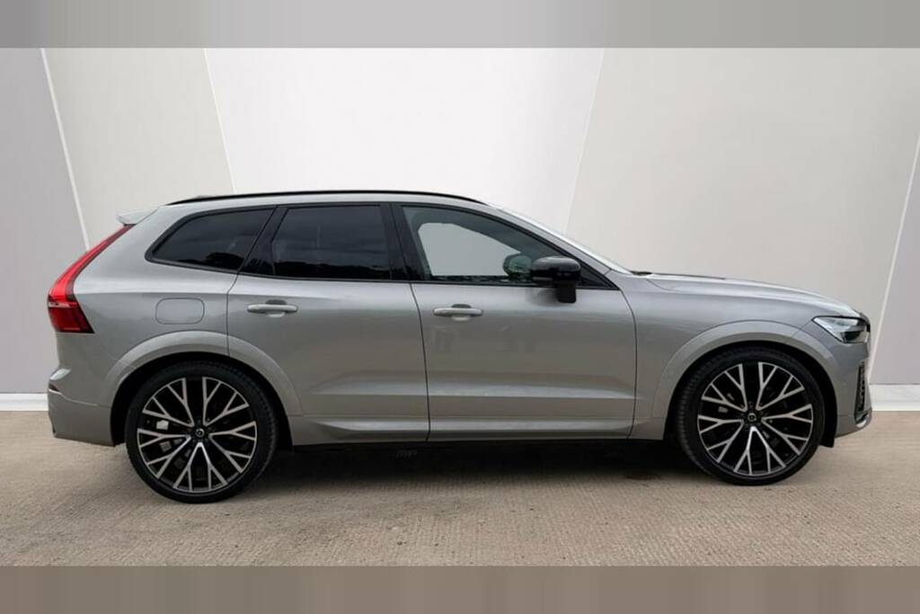 Volvo XC60 2.0 B4d R Design Pro Awd Geartronic FM22EBP Silver #2