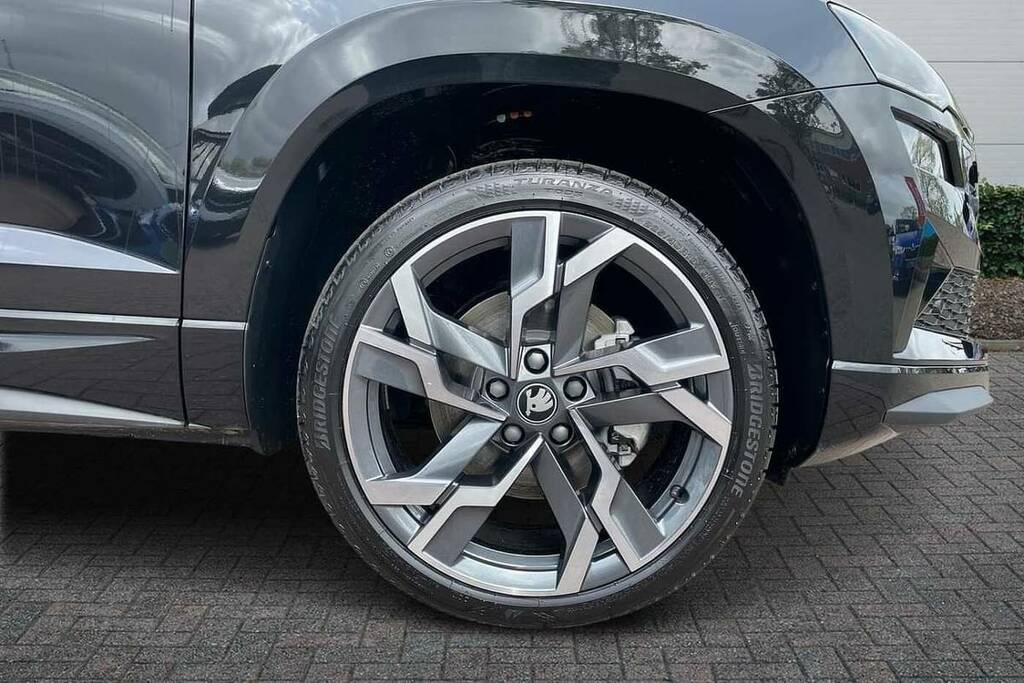 Skoda Karoq 1.5 Tsi Sportline Edition Black #5