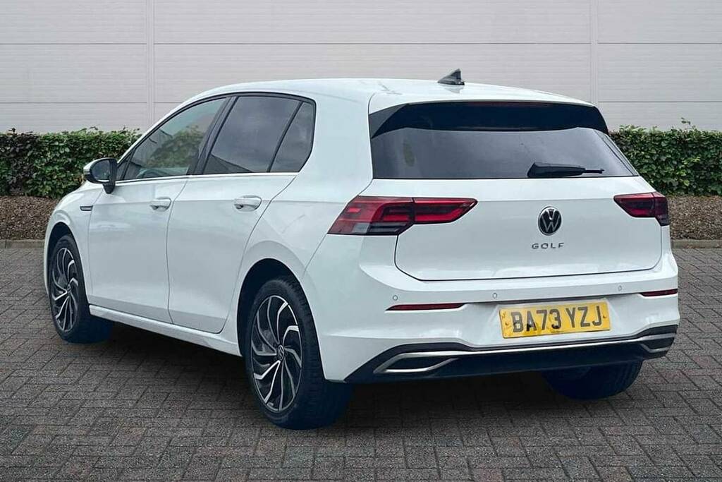 Volkswagen Golf 1.5 Tsi 150 Style Edition BA73YZJ White #3